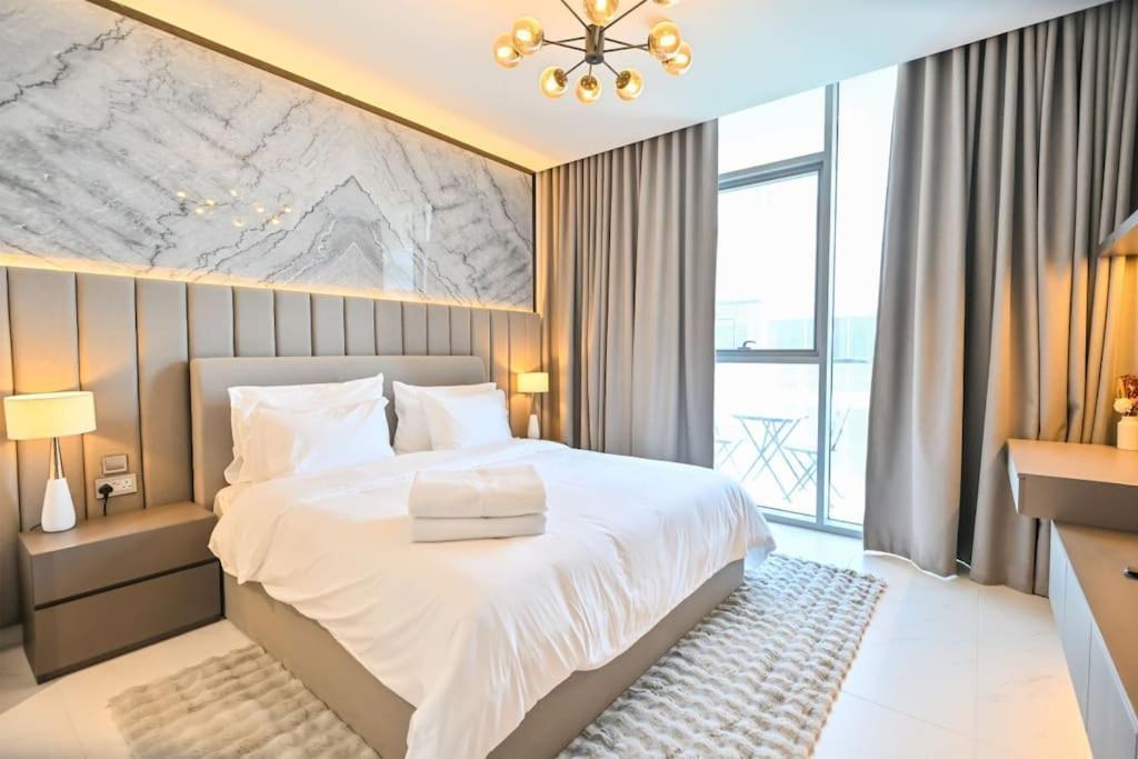 Luxe Shortlet - Direct Access To Crystal Lagoon 1Br Unit In District One Meydan Apartment Dubai Exterior photo